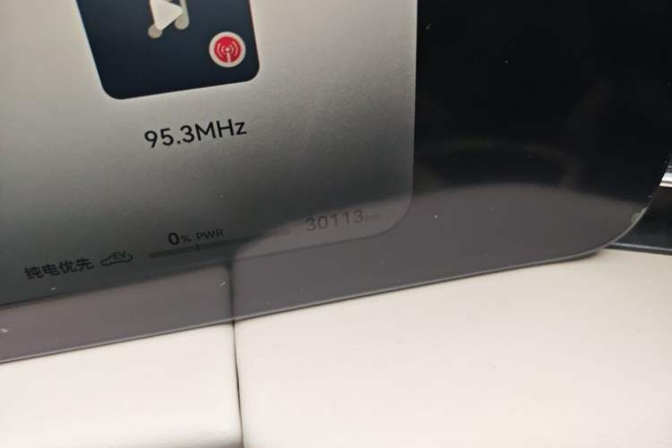 Used Hima AITO M5 2022 Range-Extended Rear-Drive Standard Version Odometer Close Up