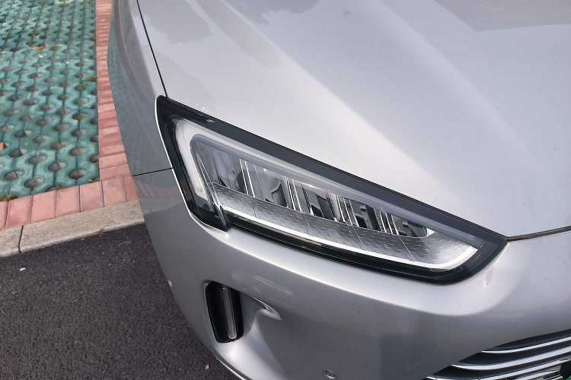 Used Hima AITO M5 2022 Range-Extended Rear-Drive Standard Version Right Front Headlight