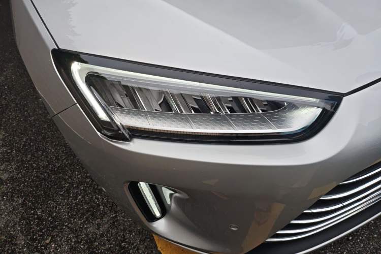Used Hima AITO M5 2022 Range-Extended Rear-Drive Standard Version Right Front Headlight