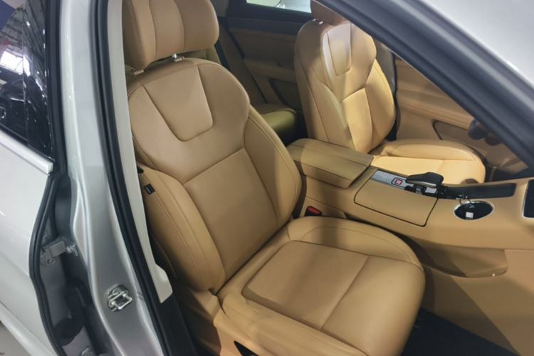 Used Hima AITO M5 2022 Range-Extended Rear-Drive Standard Version Right Front Seat