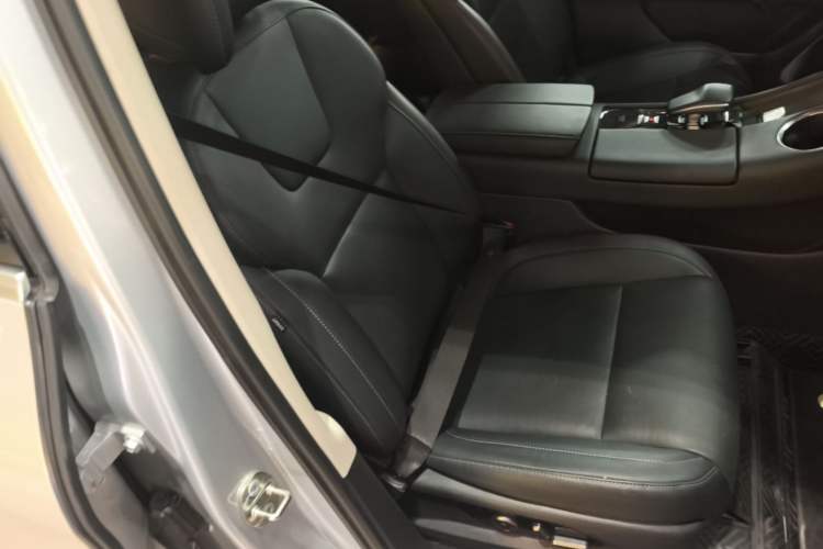 Used Hima AITO M5 2022 Extended-Range Four-Wheel Drive Performance Version Right Front Seat