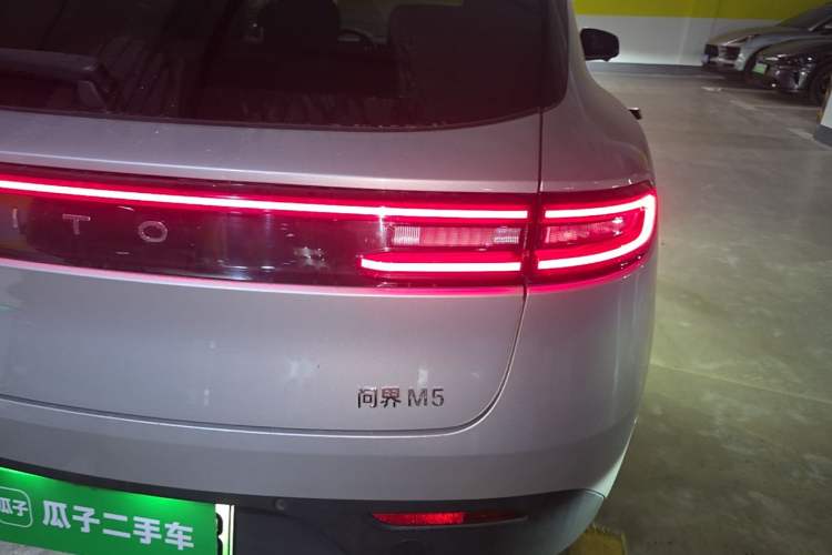 Used Hima AITO M5 2022 Extended-Range Four-Wheel Drive Performance Version Right Rear Taillight
