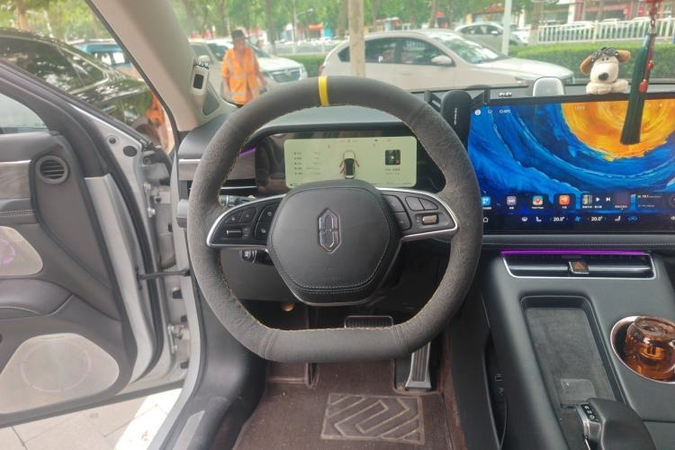 Used Hima AITO M5 2022 Extended-Range Four-Wheel Drive Ultimate Edition Steering Wheel
