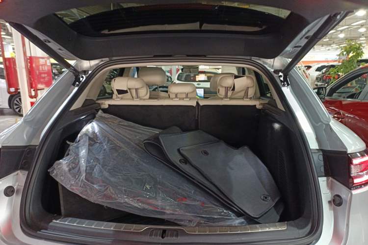 Used Hima AITO M5 2022 Extended-Range Four-Wheel Drive Ultimate Edition Trunk