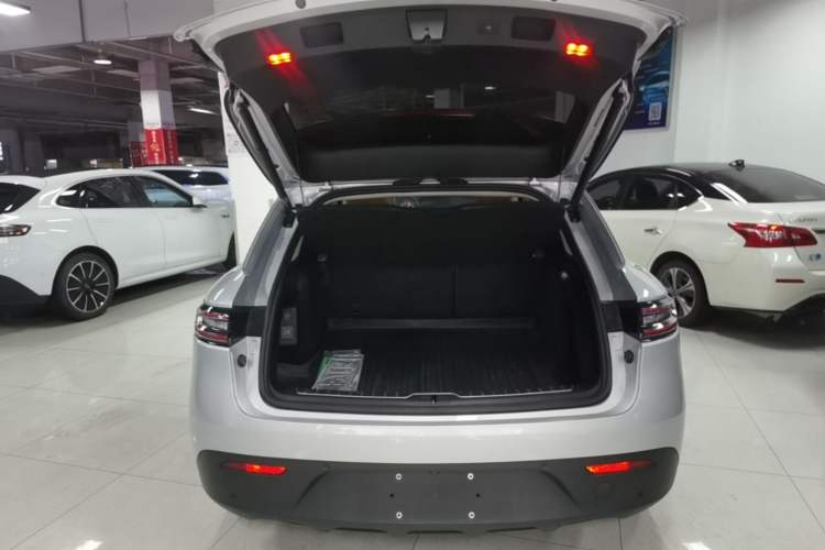 Used Hima AITO M5 2022 Extended-Range Four-Wheel Drive Ultimate Edition Trunk