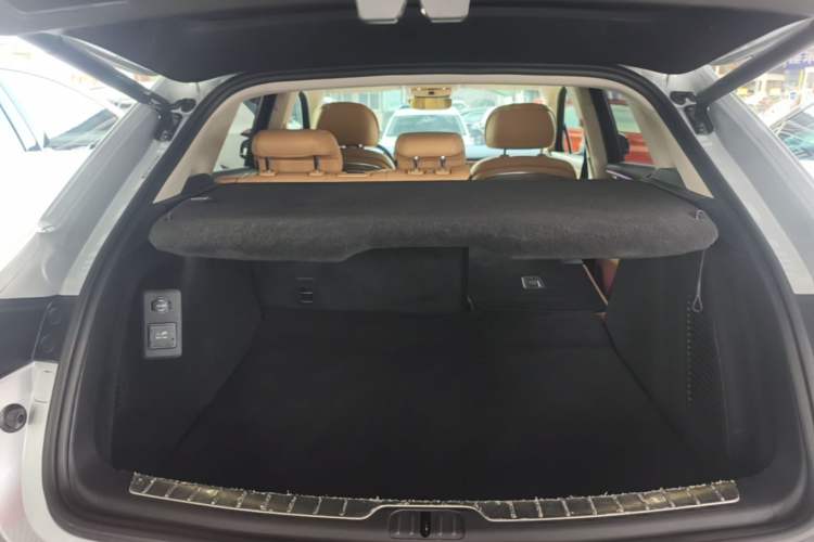 Used Hima AITO M5 2022 Extended-Range Four-Wheel Drive Performance Version Trunk