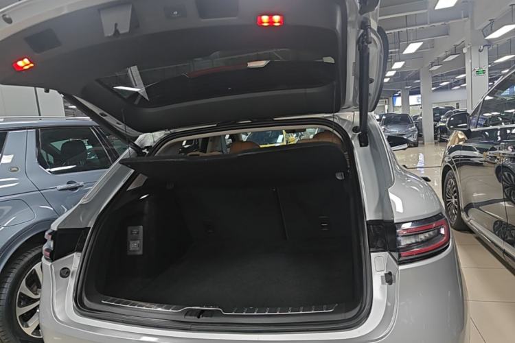 Used Hima AITO M5 2022 Range-Extended Rear-Drive Standard Version Trunk