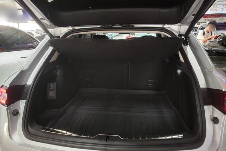 Used Hima AITO M5 2022 Extended-Range Four-Wheel Drive Performance Version Trunk