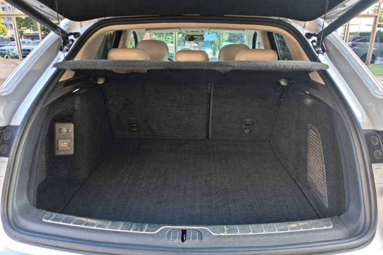 Used Hima AITO M5 2022 Extended-Range Four-Wheel Drive Performance Version Trunk