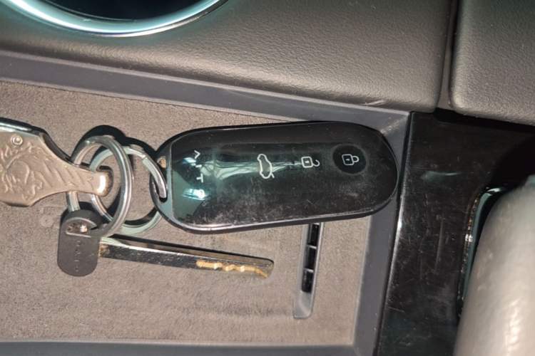 Used Hima AITO M5 2022 Extended-Range Four-Wheel Drive Flagship Edition Vehicle Key