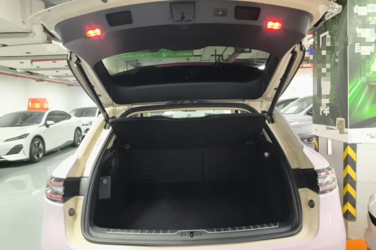 Used Hima AITO M5 2022 Pure Electric Rear-Drive Standard Edition Trunk
