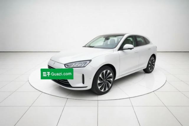 Używany Hima AITO M5 2022 Extended-Range Four-Wheel Drive Performance Version