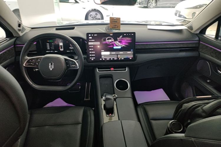Used Hima AITO M5 2022 Extended-Range Four-Wheel Drive Performance Version Center Console