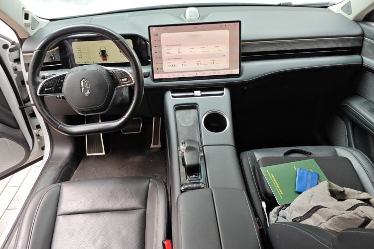 Used Hima AITO M5 2022 Extended-Range Four-Wheel Drive Performance Version Center Console
