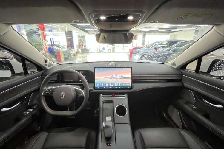Used Hima AITO M5 2022 Range-Extended Rear-Drive Standard Version Center Console
