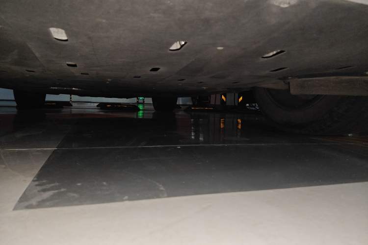 Used Hima AITO M5 2022 Range-Extended Rear-Drive Standard Version Chassis Front