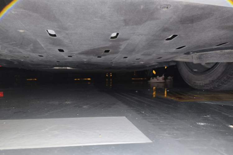 Used Hima AITO M5 2022 Range-Extended Rear-Drive Standard Version Chassis Front