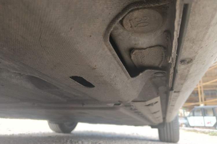 Used Hima AITO M5 2022 Extended-Range Four-Wheel Drive Ultimate Edition Chassis Front Left