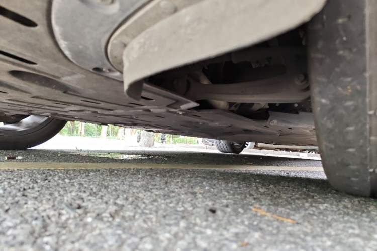 Used Hima AITO M5 2022 Extended-Range Four-Wheel Drive Performance Version Chassis Front Left