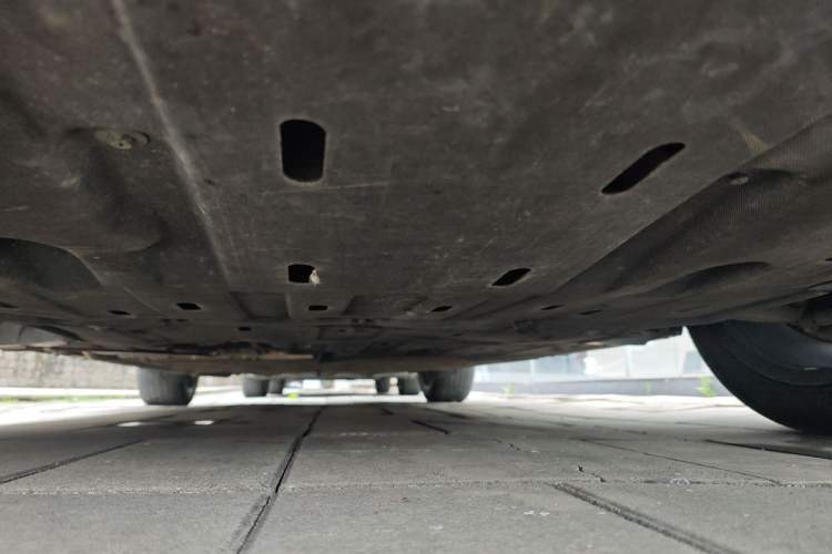 Used Hima AITO M5 2022 Extended-Range Four-Wheel Drive Performance Version Chassis Front