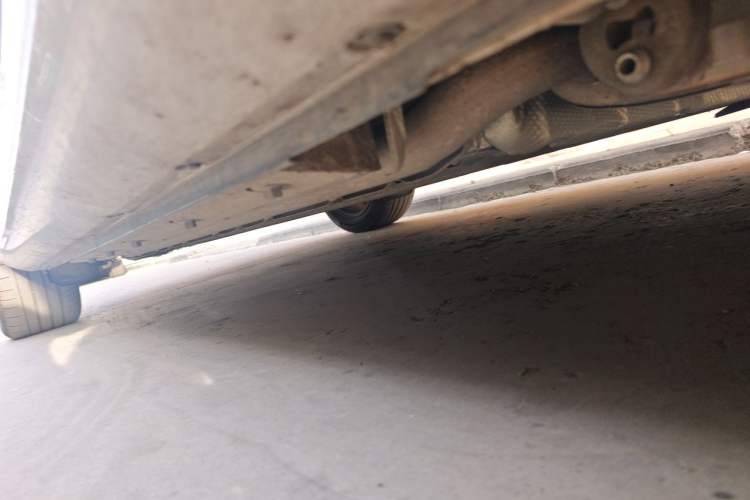 Used Hima AITO M5 2022 Range-Extended Rear-Drive Standard Version Chassis Front Right