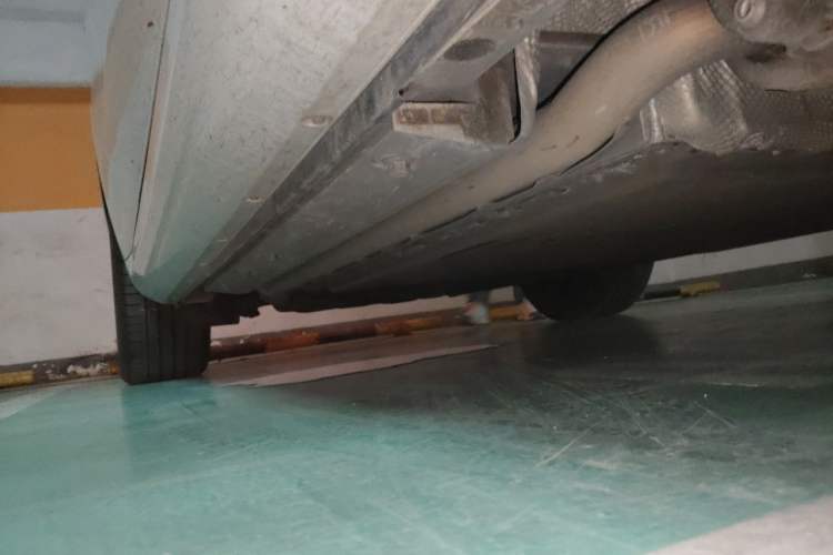 Used Hima AITO M5 2022 Range-Extended Rear-Drive Standard Version Chassis Front Right
