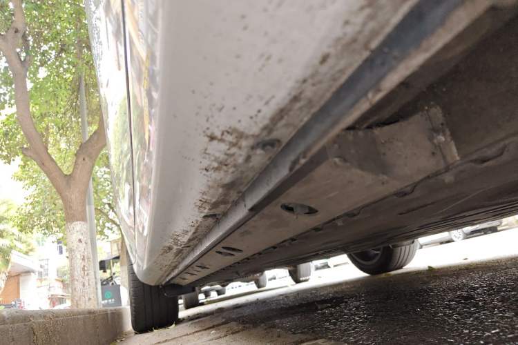 Used Hima AITO M5 2022 Pure Electric Rear-Drive Standard Edition Chassis Front Right