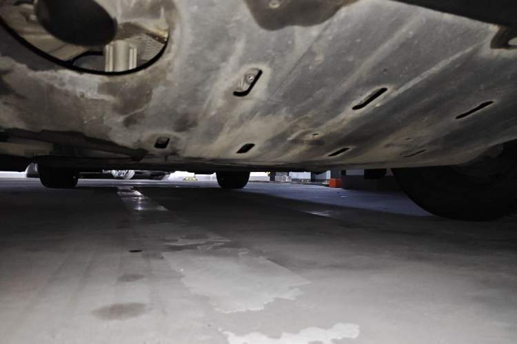 Used Hima AITO M5 2022 Extended-Range Four-Wheel Drive Flagship Edition Chassis Rear