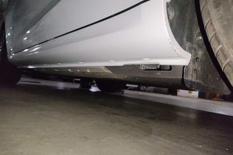 Used Hima AITO M5 2022 Range-Extended Rear-Drive Standard Version Chassis Rear Left