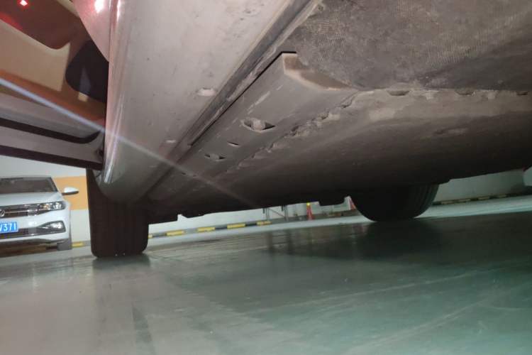 Used Hima AITO M5 2022 Range-Extended Rear-Drive Standard Version Chassis Rear Left