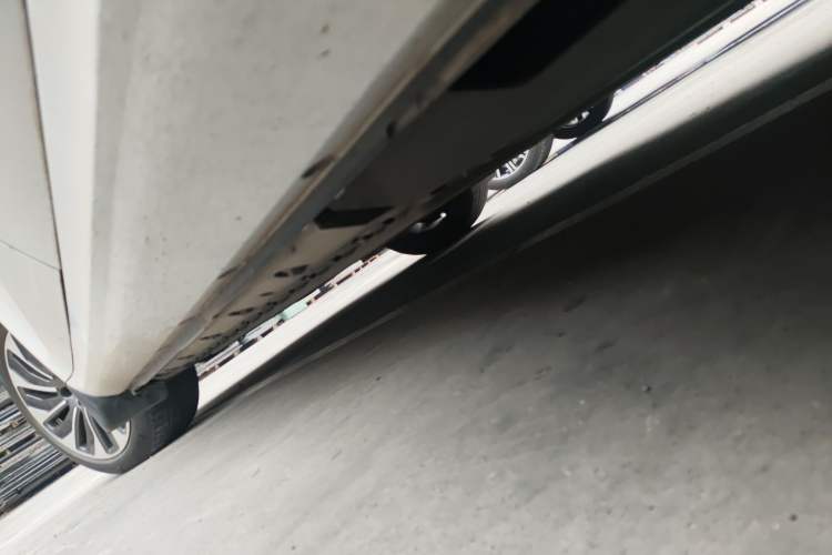 Used Hima AITO M5 2022 Range-Extended Rear-Drive Standard Version Chassis Rear Left