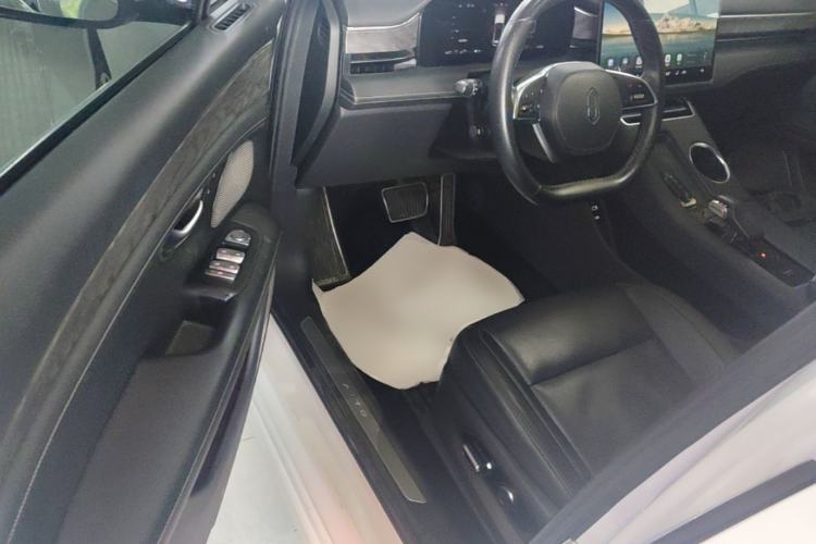 Used Hima AITO M5 2022 Extended-Range Four-Wheel Drive Performance Version Driver Seat
