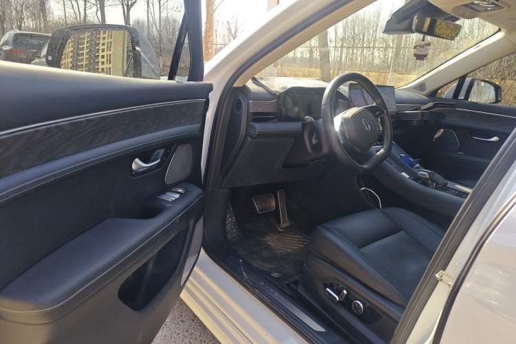 Used Hima AITO M5 2022 Extended-Range Four-Wheel Drive Ultimate Edition Driver Seat