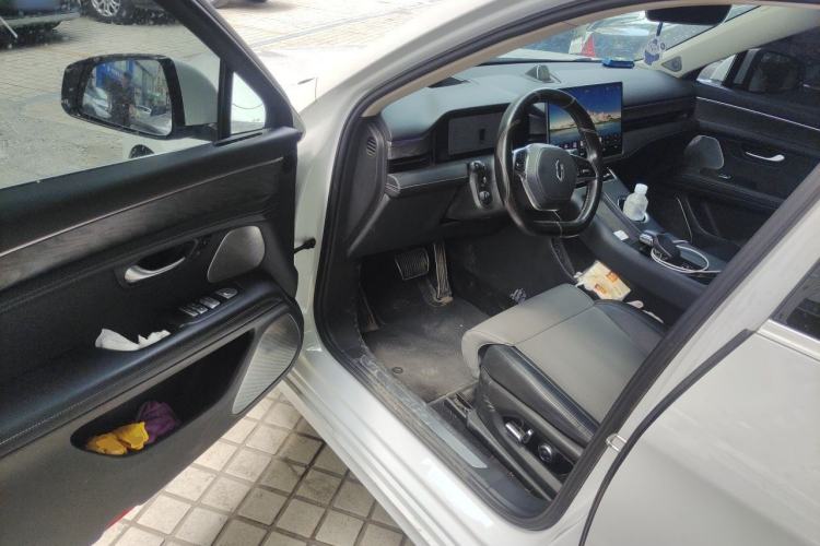 Used Hima AITO M5 2022 Range-Extended Rear-Drive Standard Version Driver Seat