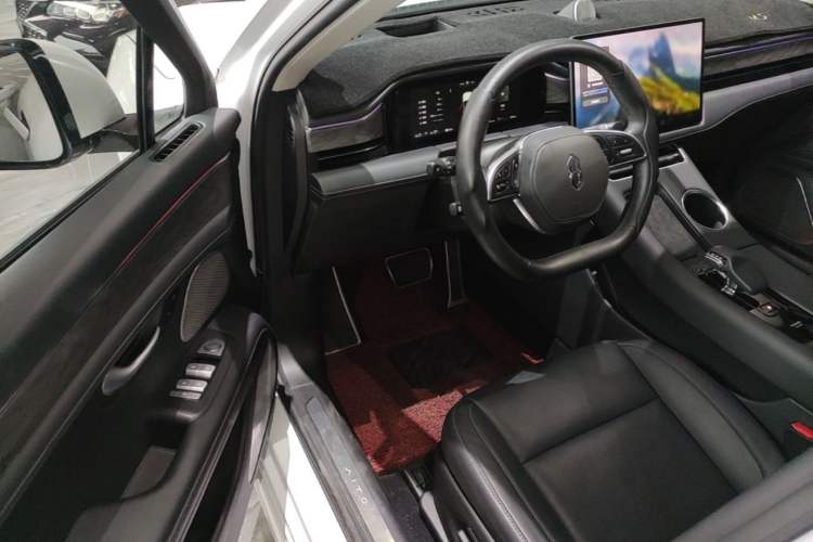Used Hima AITO M5 2022 Extended-Range Four-Wheel Drive Ultimate Edition Driver Seat