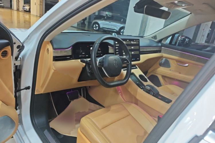 Used Hima AITO M5 2022 Extended-Range Four-Wheel Drive Performance Version Driver Seat