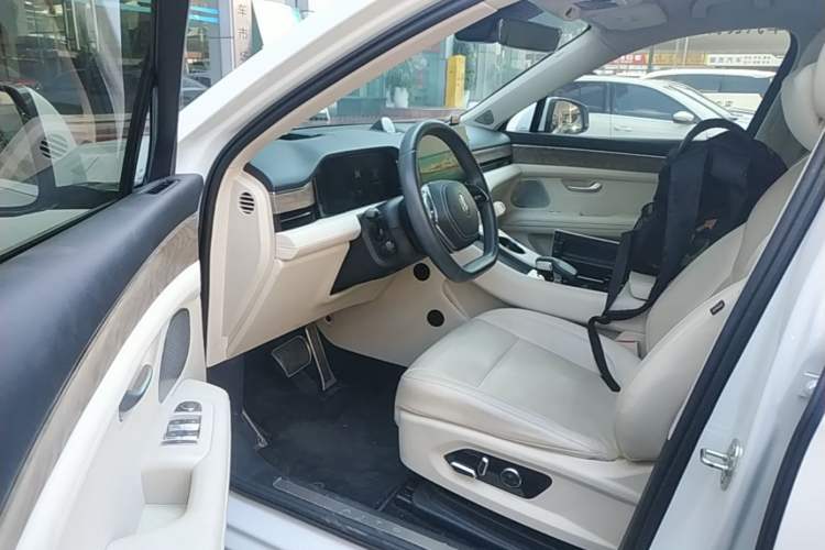 Used Hima AITO M5 2022 Extended-Range Four-Wheel Drive Performance Version Driver Seat