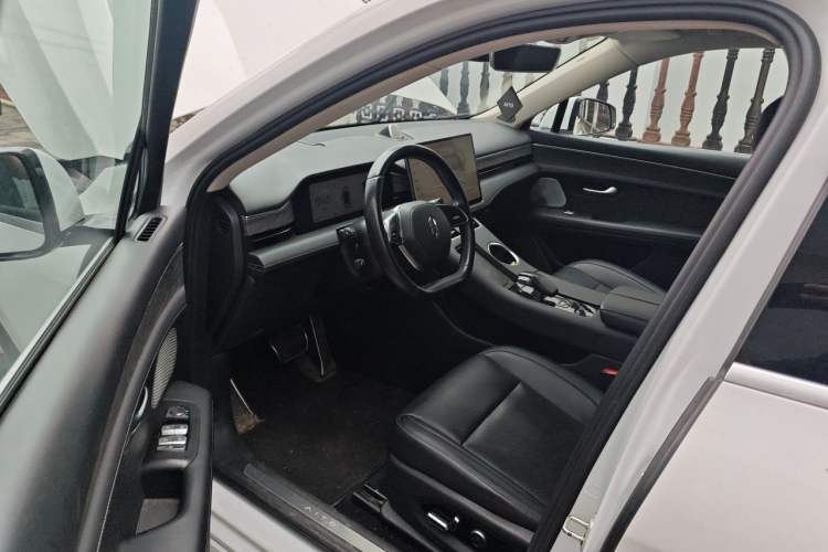 Used Hima AITO M5 2022 Extended-Range Four-Wheel Drive Performance Version Driver Seat