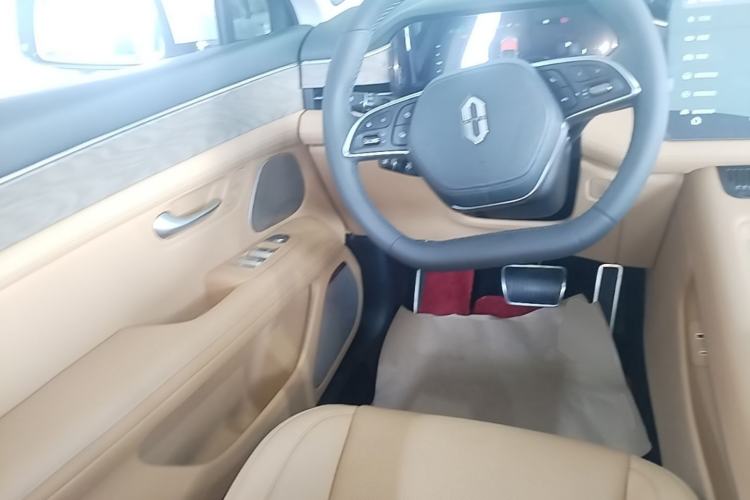 Used Hima AITO M5 2022 Extended-Range Four-Wheel Drive Performance Version Driver Seat