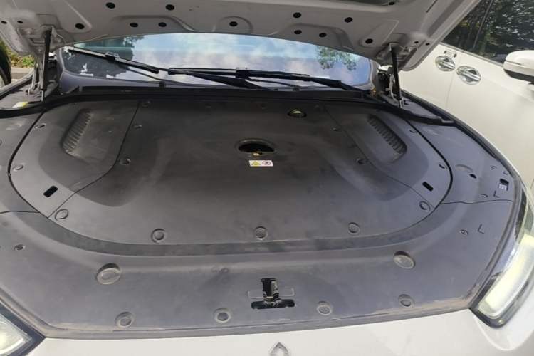 Used Hima AITO M5 2022 Range-Extended Rear-Drive Standard Version Engine Bay