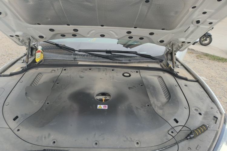 Used Hima AITO M5 2022 Extended-Range Four-Wheel Drive Ultimate Edition Engine Bay