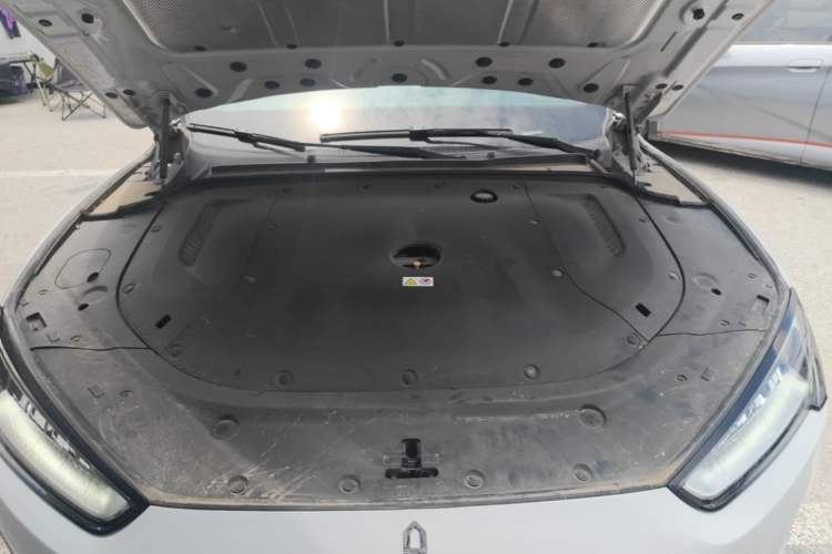 Used Hima AITO M5 2022 Range-Extended Rear-Drive Standard Version Engine Bay