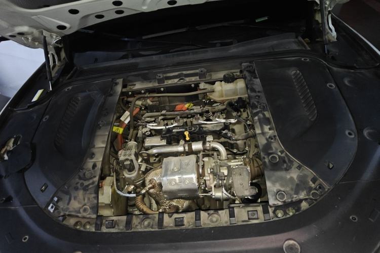 Used Hima AITO M5 2022 Extended-Range Four-Wheel Drive Flagship Edition Engine Bay