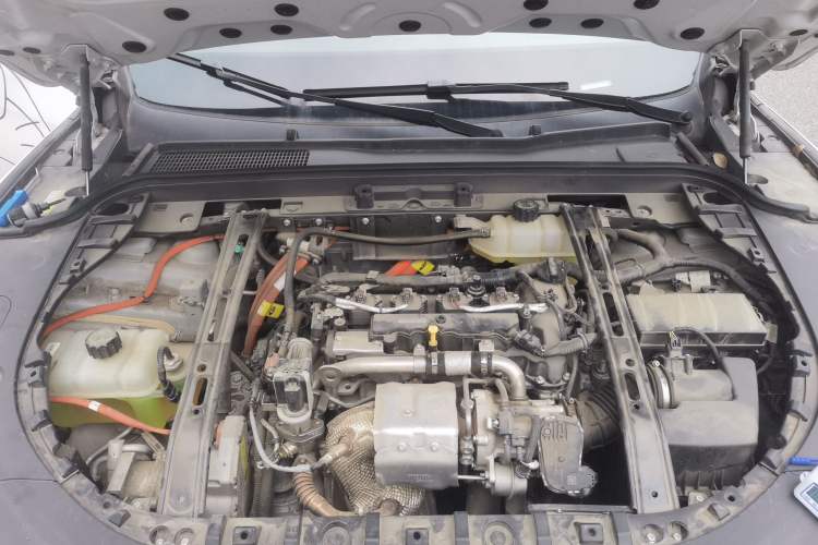Used Hima AITO M5 2022 Extended-Range Four-Wheel Drive Ultimate Edition Engine Bay