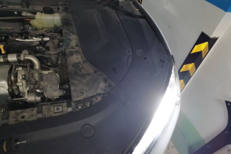 Used Hima AITO M5 2022 Extended-Range Four-Wheel Drive Ultimate Edition Engine Bay Left