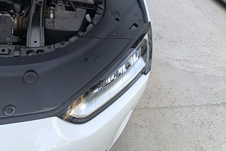 Used Hima AITO M5 2022 Range-Extended Rear-Drive Standard Version Engine Bay Left