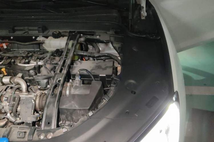Used Hima AITO M5 2022 Range-Extended Rear-Drive Standard Version Engine Bay Left