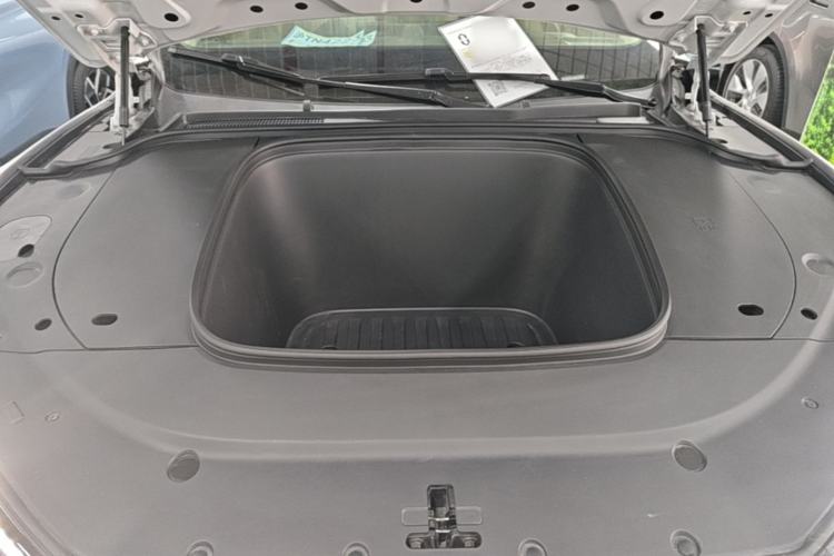 Used Hima AITO M5 2022 Pure Electric Rear-Drive Standard Edition Engine Bay