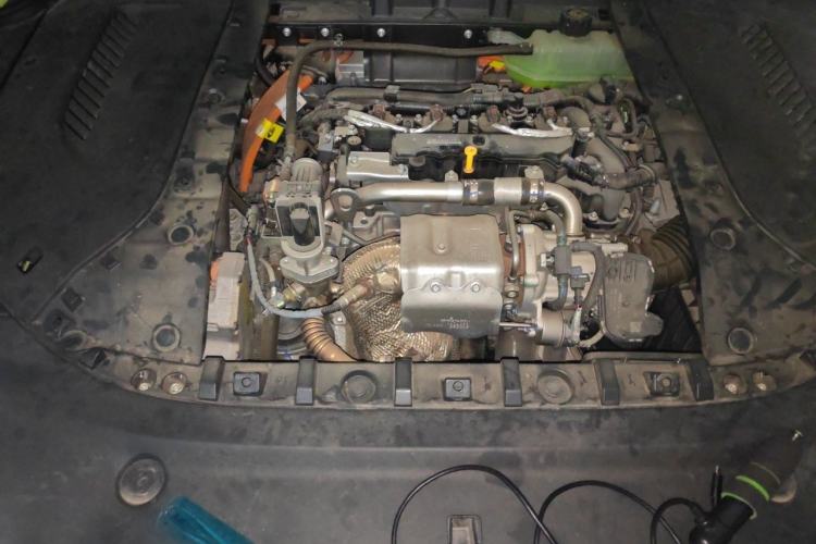 Used Hima AITO M5 2022 Range-Extended Rear-Drive Standard Version Engine Bay