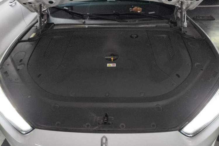 Used Hima AITO M5 2022 Extended-Range Four-Wheel Drive Ultimate Edition Engine Bay